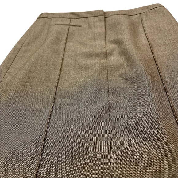 BCBG skirt - Picture 2 of 4